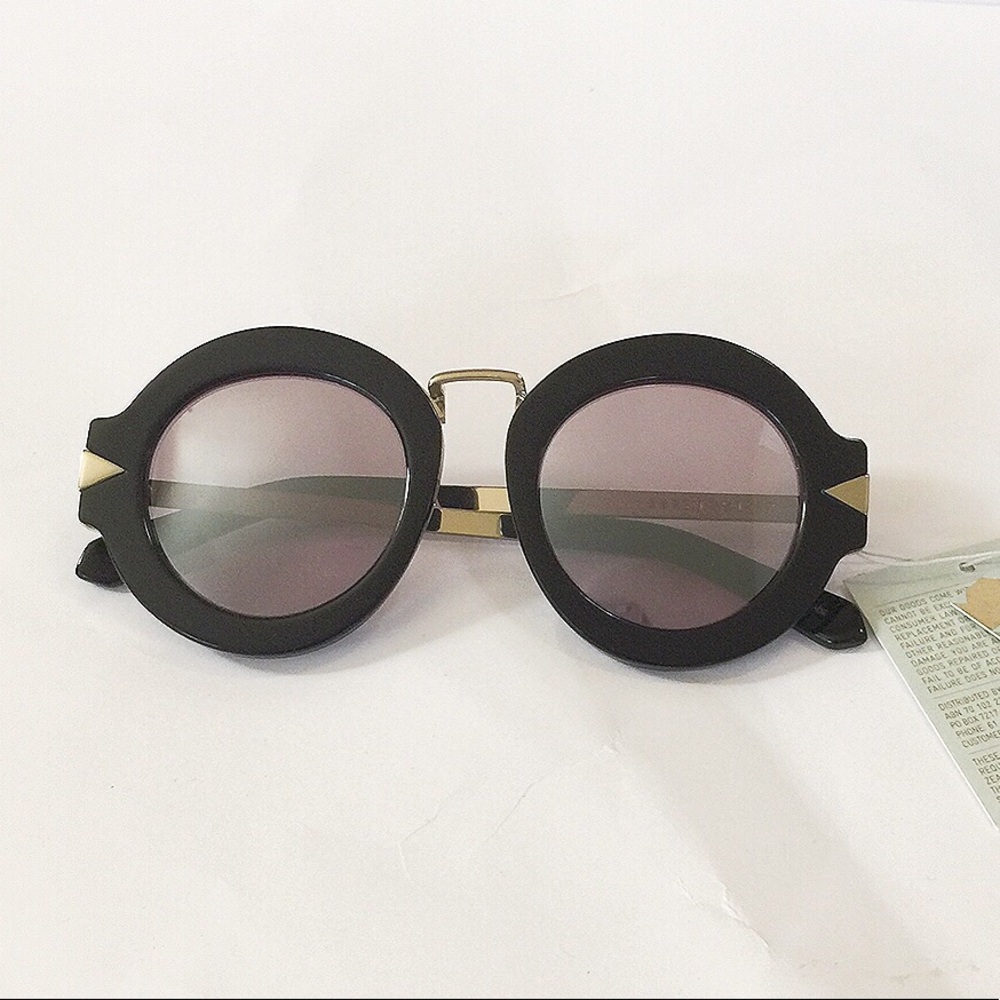 🎉HP🎉NWT Karen walker superstar maze sunglasses